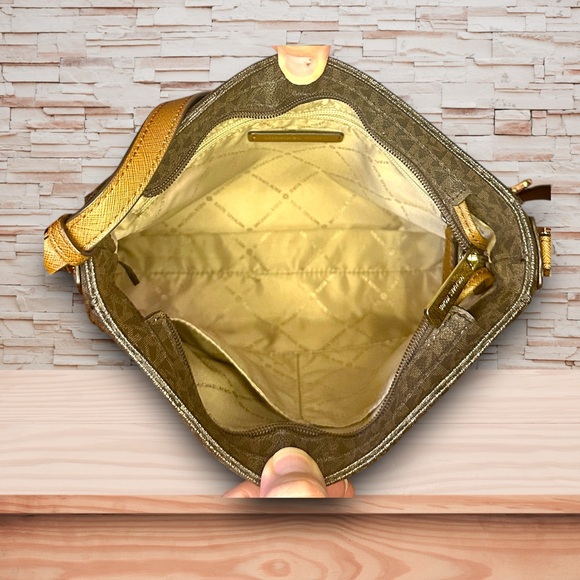 Michael Kors Brown Crossbody Bag - Picture 7 of 8